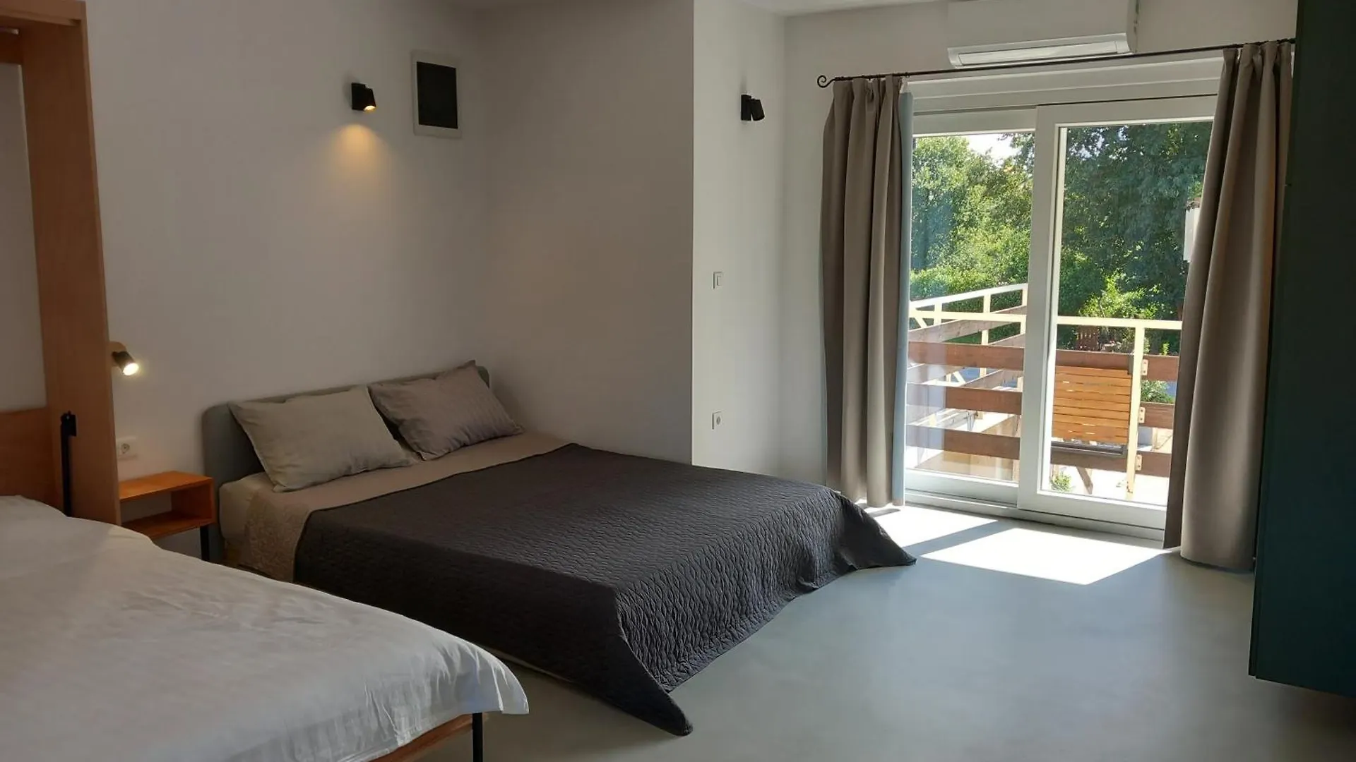 Fully Renovated Studio Apartment Pula Stinjan Near The Beach Croatia